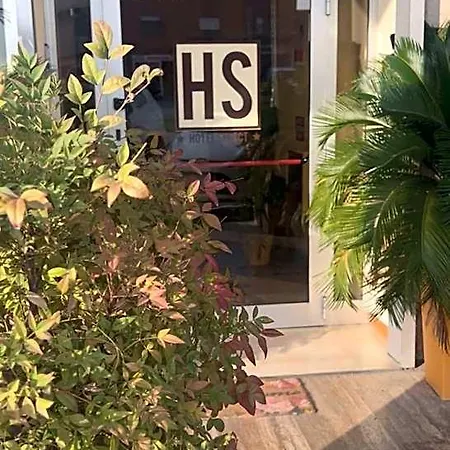 Select Hotel 2*