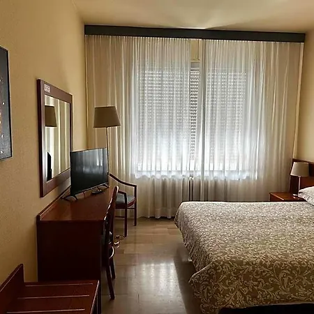 Select Hotel SantʼIlario dʼEnza